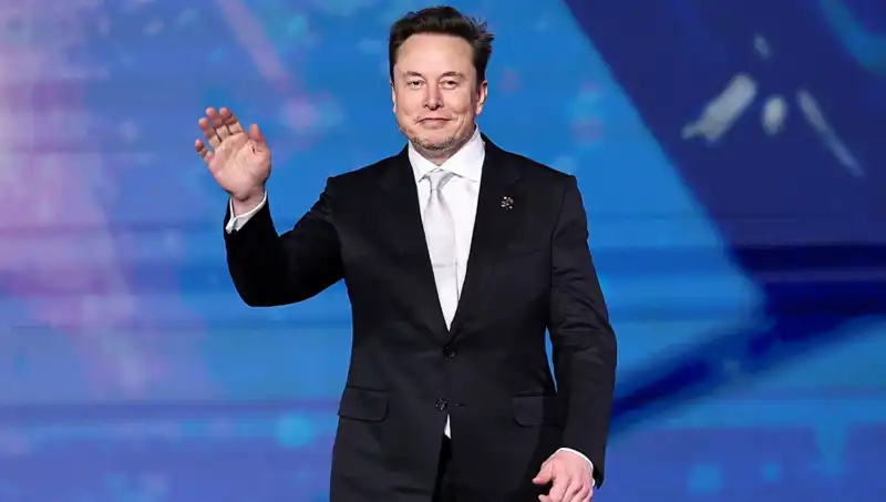 Tesla'nın Merakla Beklenen "Canavarı" Nihayet Rafa Kaldırıldı!