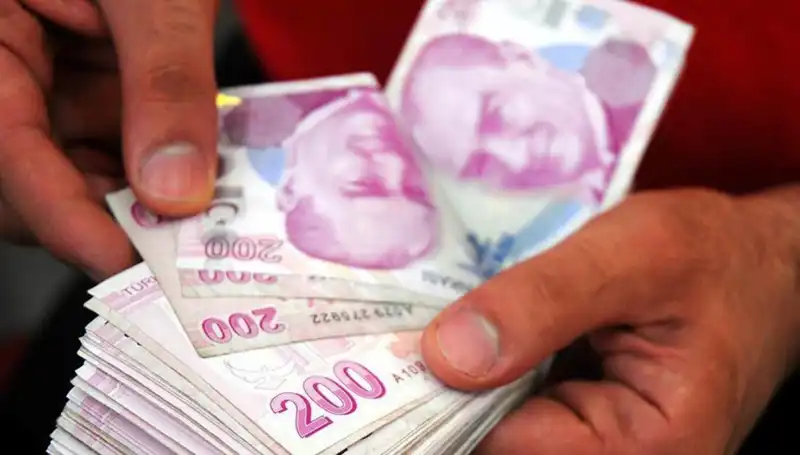 Emekli Bayram İkramiyesi Ne Zaman Hesaplara Geçiyor? Son Durum