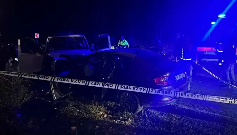 Ters Şeritte Seferberlik: Minibüs Kazasında 1 Ölü, 8 Yaralı