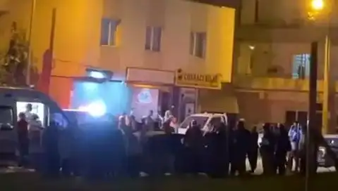 Mahalleliler Trafik Tartışmasında Büyüyen Gerginliği Çözmek İçin Bir Araya Geldi