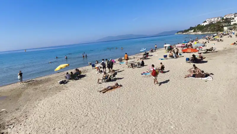 Plajlar Kalabalık, Sıcak Hava Keyfi İki Katına Çıktı