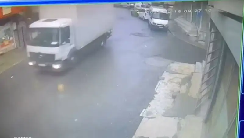 Sahte Polis Çetesi 1,7 Milyon Lira Gasp Etti, Benimle Şaka Yapacaktınız Dediler!