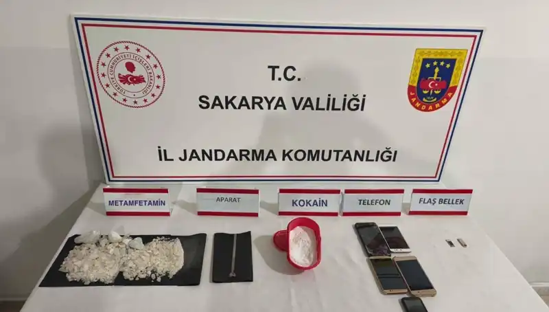 Sakarya'da 370 Bin Litre Kaçak Akaryakıt Operasyonu: İkisi Tutuklandı!
